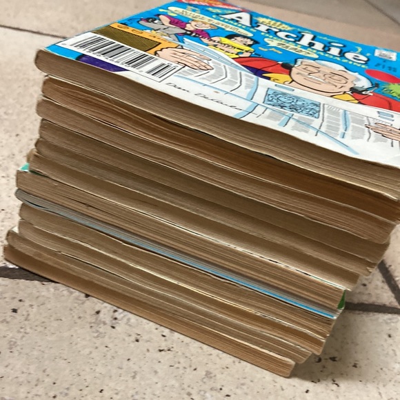 Bundle of Archie comics - Picture 7 of 9